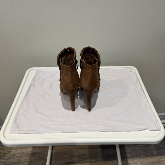 JESSICA SIMPSON BOOTIES - SIZE 5.5 - Picture 3 of 5